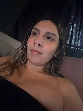 Snapshot of sarah_honey__ chatting on February 20, 2:28 pm sarah honey online show from February 20, 2:28 pm