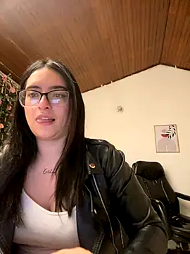 Kloe Novoa online show from November 4, 12:48 pm