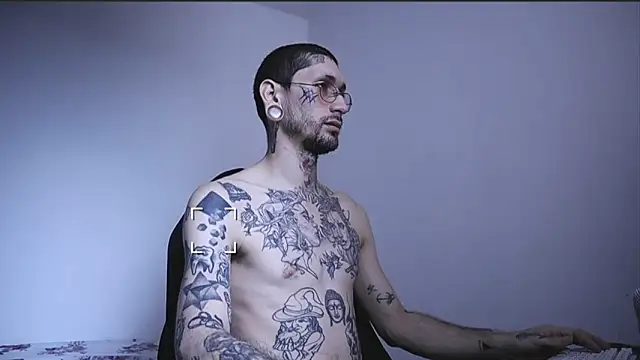 TokyoHatsumoto online show from December 2, 9:32 pm