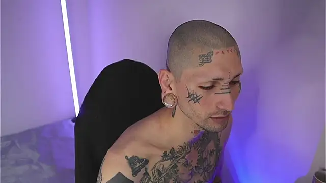 Snapshot of TokyoHatsumoto chatting on January 31, 10:19 pm TokyoHatsumoto online show from January 31, 10:19 pm