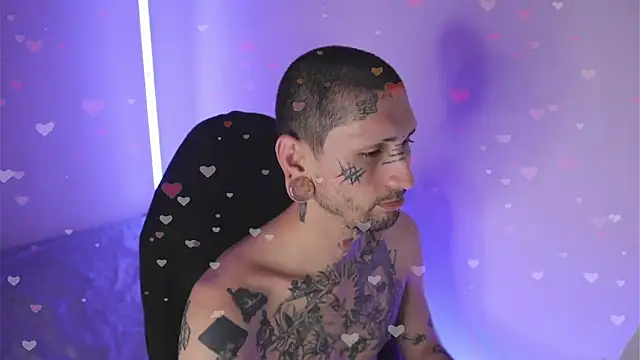 Snapshot of TokyoHatsumoto chatting on February 15, 12:29 am TokyoHatsumoto online show from February 15, 12:29 am