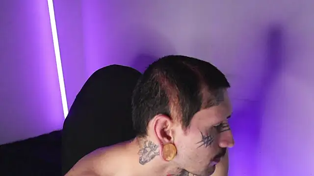 TokyoHatsumoto online show from March 8, 11:19 pm