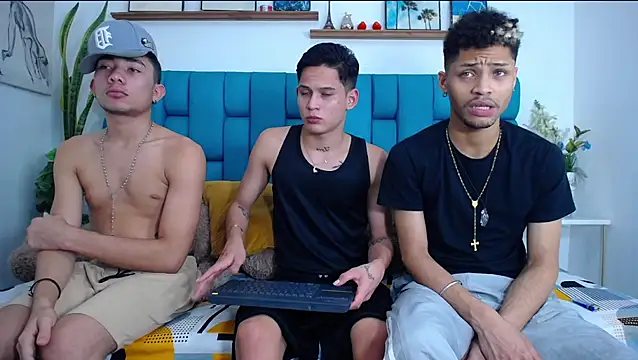 Hot Boys Latinos X online show from March 6, 11:23 pm