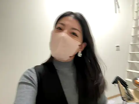 akimix xoxo online show from November 3, 1:23 pm