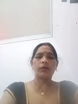 Snapshot of Indiangueen chatting on November 2, 7:49 pm Indiangueen online show from November 2, 7:49 pm