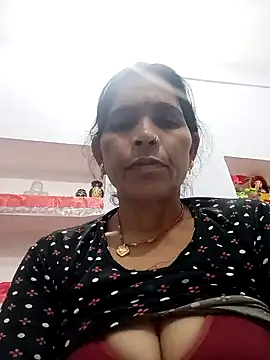 Snapshot of Indiangueen chatting on November 6, 9:48 pm Indiangueen online show from November 6, 9:48 pm