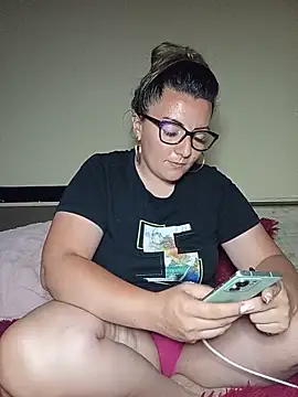 Snapshot of Gabrielaalialiali chatting on July 1, 8:52 pm Gabrielaalialiali online show from July 1, 8:52 pm