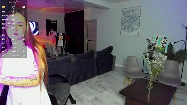 Snapshot of Cleojuice chatting on November 5, 2:06 pm Cleojuice online show from November 5, 2:06 pm