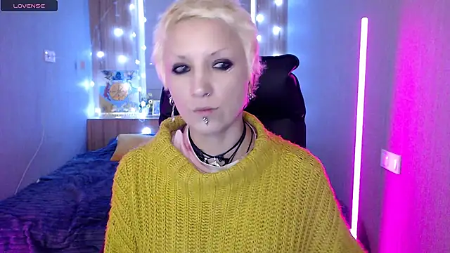 Sweet-n-Strong online show from December 14, 8:30 am