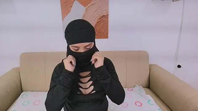 Lailaa lush online show from April 8, 6:13 am