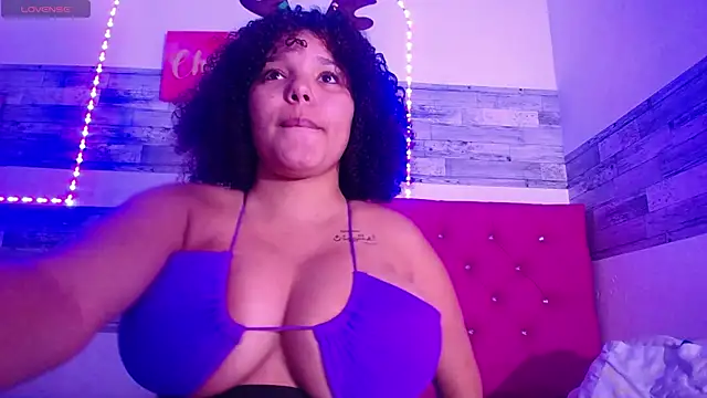 Biignaturalboobs  online show from December 15, 7:18 pm