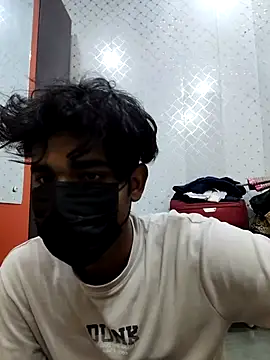 Snapshot of kriZ08 chatting on January 18, 12:20 pm kriZ08 online show from January 18, 12:20 pm