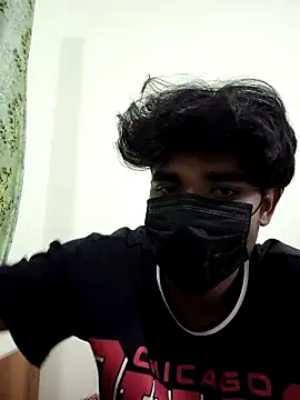 Snapshot of kriZ08 chatting on February 18, 2:13 pm kriZ08 online show from February 18, 2:13 pm