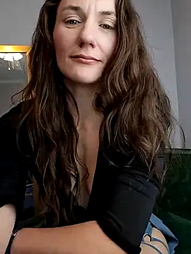 SkyDancerJade online show from April 9, 1:05 am