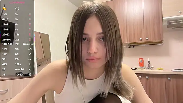 AidaGloshen online show from December 4, 1:31 pm