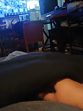 Snapshot of Piope1984 chatting on October 31, 10:22 pm Piope1984 online show from October 31, 10:22 pm