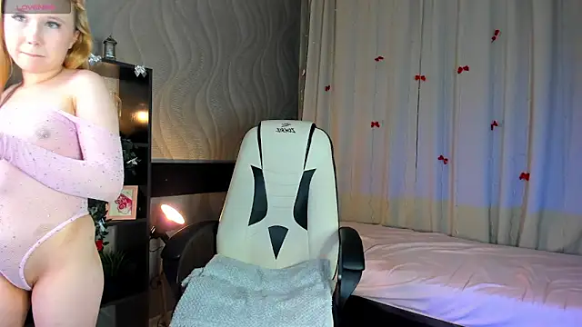 VivieSunn online show from February 6, 3:33 am