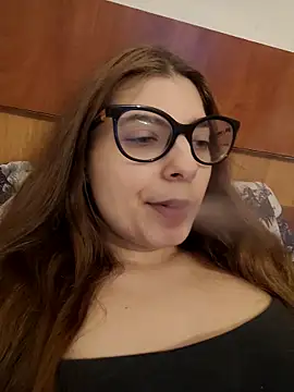 sweetbabygirlforyou online show from May 28, 1:52 pm