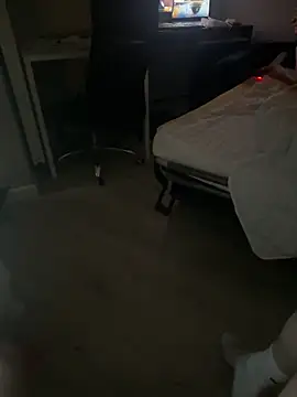 BrunoTwinkXXL online show from January 7, 8:39 am