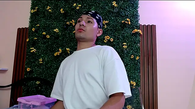 angel666smit online show from November 1, 6:21 pm