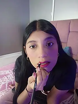 YeseniaRodriguez3 online show from July 17, 12:56 pm