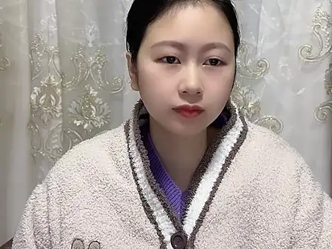 nuannuan35593 online show from January 12, 12:10 pm