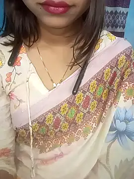 Snapshot of cute_mahi07 chatting on December 14, 9:30 pm cute mahi07 online show from December 14, 9:30 pm