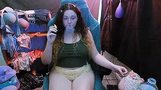 sugasunny04 online show from January 6, 8:45 pm