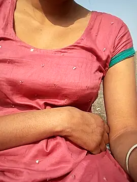 couple-open-enjoy online show from November 18, 4:50 am