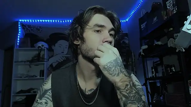 Go V Cs online show from November 10, 4:39 pm