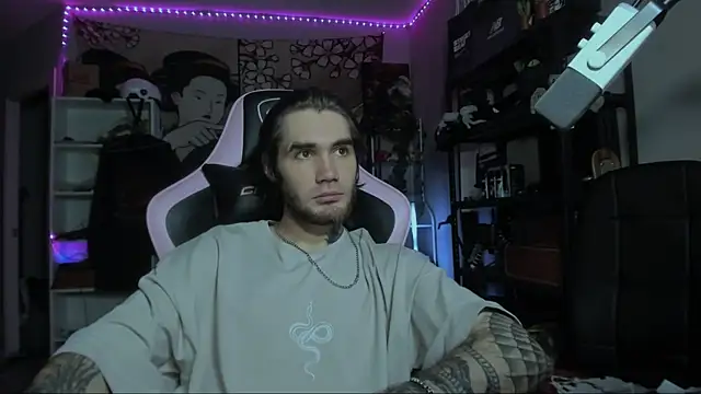 Go V Cs online show from December 4, 12:03 pm