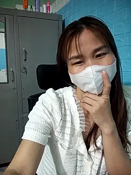 Donatella28 online show from April 15, 11:06 am