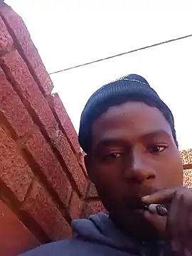 Snapshot of younggblackkCOCK19 chatting on July 12, 9:22 am younggblackkCOCK19 online show from July 12, 9:22 am