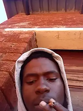Snapshot of younggblackkCOCK19 chatting on July 18, 8:51 am younggblackkCOCK19 online show from July 18, 8:51 am