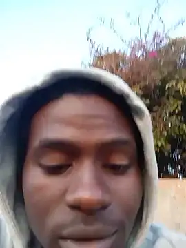 Snapshot of younggblackkCOCK19 chatting on July 28, 3:21 pm younggblackkCOCK19 online show from July 28, 3:21 pm