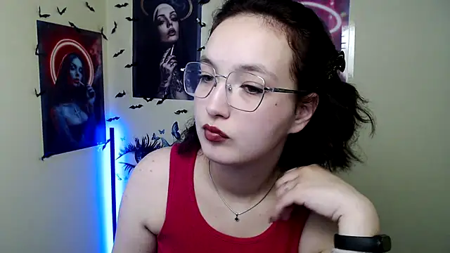 MissAriaa online show from October 27, 1:26 pm