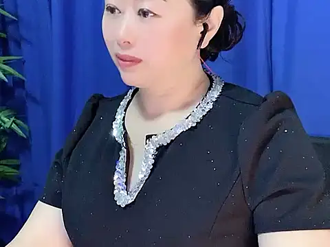 yaoyao22678 online show from November 13, 2:21 am