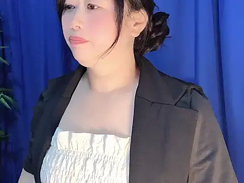 yaoyao22678 online show from November 21, 3:27 am