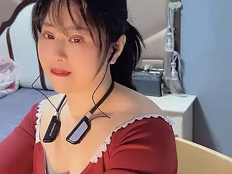 yaoyao22678 online show from January 17, 6:51 am