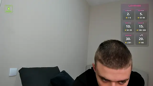 Snapshot of Ethan_Croft chatting on November 3, 6:47 am Ethan Croft online show from November 3, 6:47 am