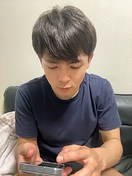 Snapshot of miyabi_yabi chatting on May 8, 1:49 pm miyabi yabi online show from May 8, 1:49 pm