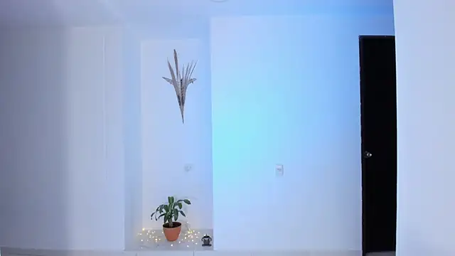 Leyacopper  online show from March 21, 2:05 am