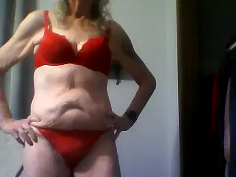 JoleneDelacroix online show from November 4, 2:10 am