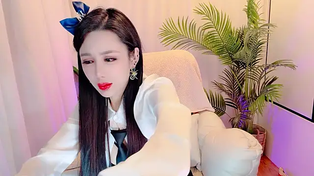 Vv123668 online show from November 15, 12:45 pm