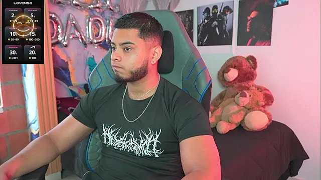 Tiler wolker online show from March 8, 7:17 pm