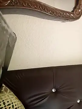 Snapshot of bubly34688 chatting on November 4, 10:14 am bubly34688 online show from November 4, 10:14 am