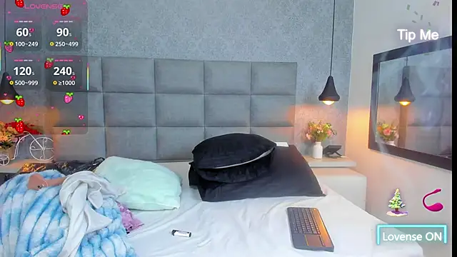 Luna Bella3 online show from January 9, 11:13 am