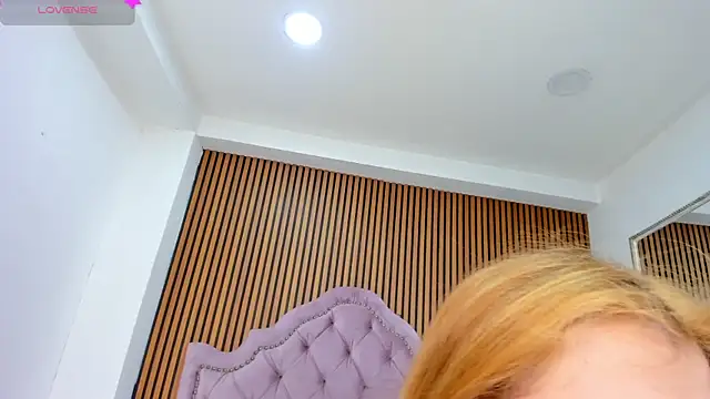 JanneBlossom  online show from November 16, 5:24 am