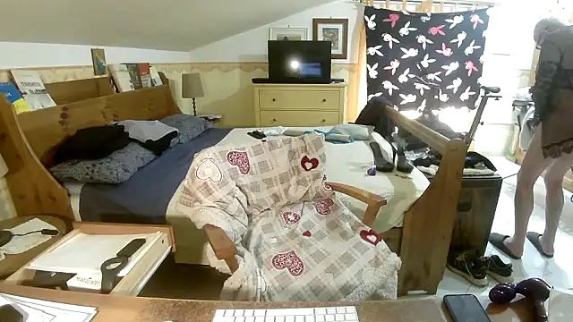 Sissypat53 online show from April 13, 8:31 am