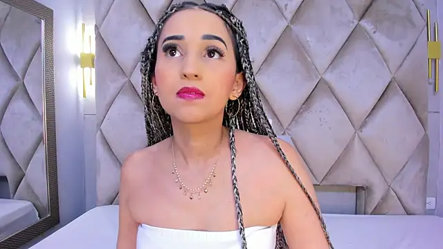 violett rabbit  online show from December 15, 8:02 pm